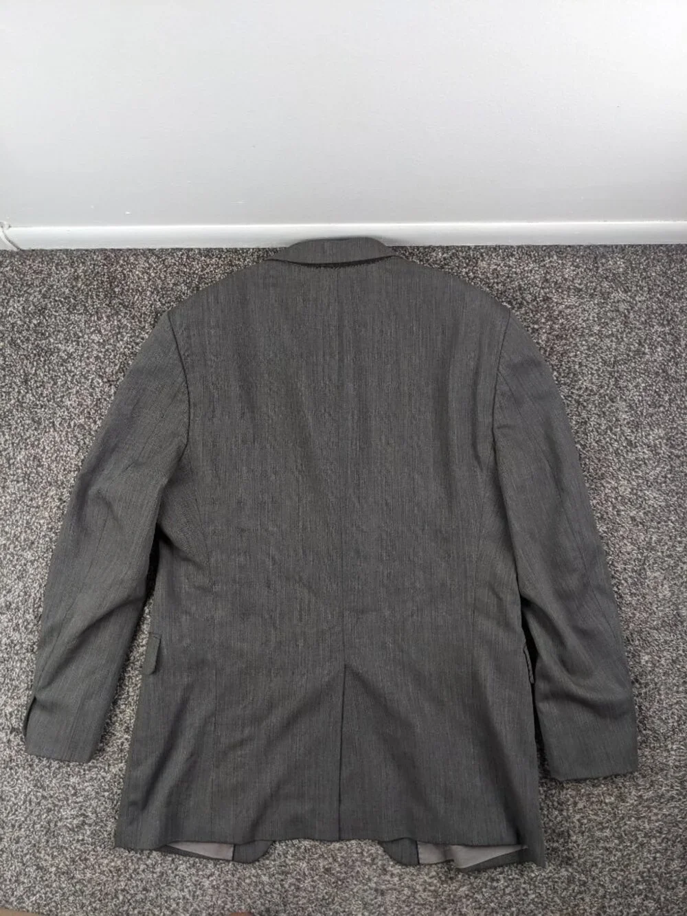 Banana Republic Suit 40R 100% Wool Herringbone Gray 33x32 Modern Fit